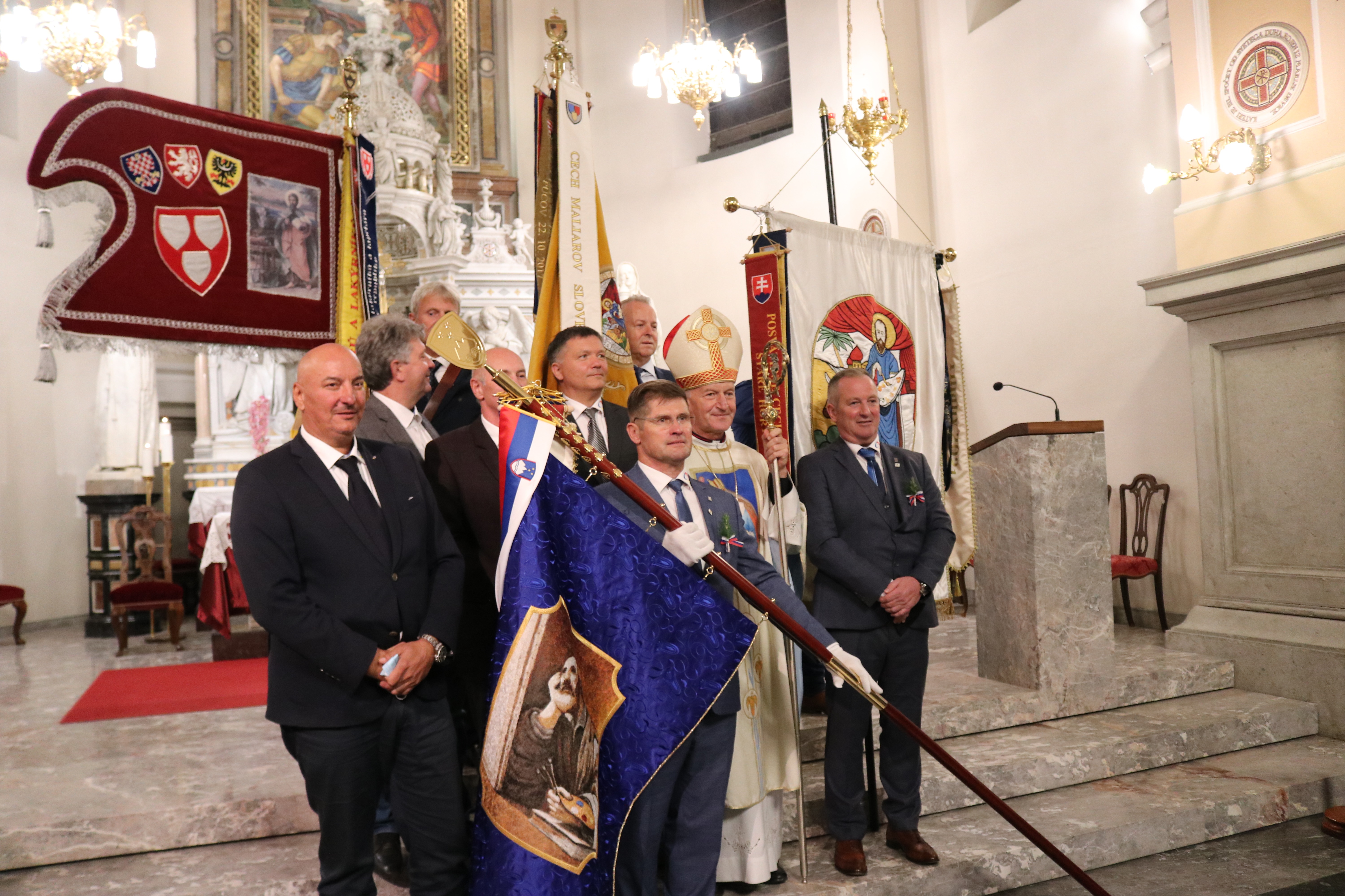 krst prapora - člani Upravnega odbora sekcije